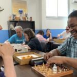 malvoyants jouant aux échecs