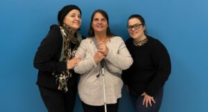 Martine Bédard avec les animatrices de l'émission Y voir clair.